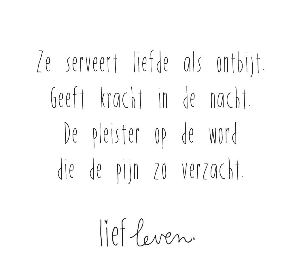 Wenskaart Ze serveert liefde als ontbijt