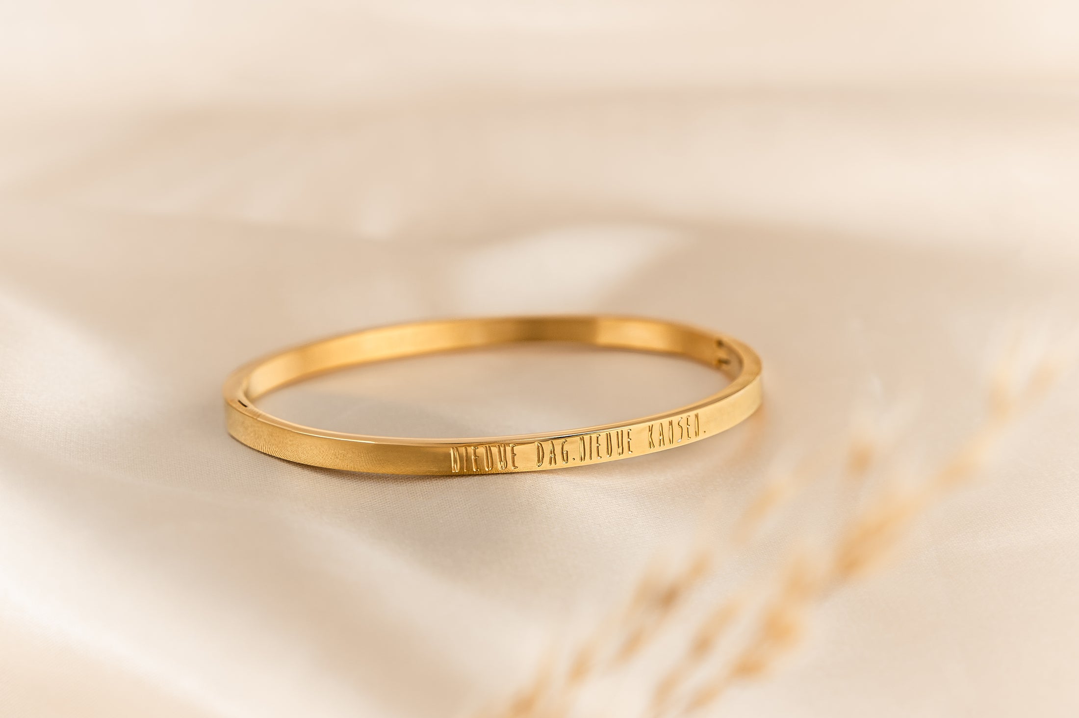 Armband goud • Nieuwe dag. Nieuwe kansen.