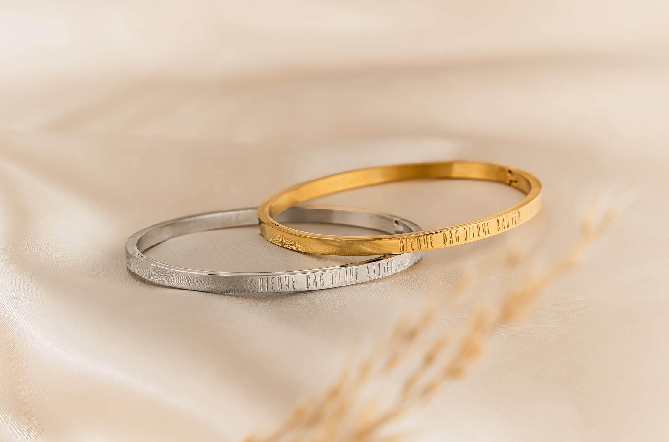 Stalen armband zilver – Nieuwe dag. Nieuwe kansen.